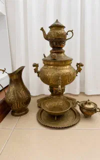 سرویس سماور و ظروف برنجی دکوری