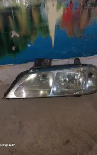 چراغ جلو پارس