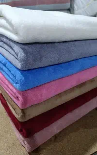 همکاری با هتل ها و استخرداران برای تهیه انواع حوله