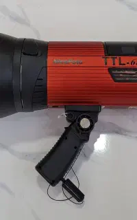 فلاش پرتابل نایس فوتو Nice photo 680C TTL