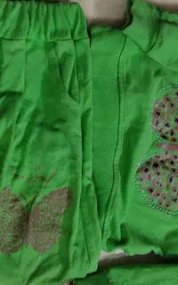 لباس بچگونه