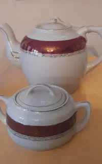 ست قوری ،گلاب پاش ،قندان