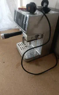 دستگاه قهوه کاملا نو