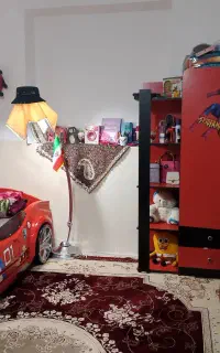 تخت و کمد