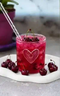 آب انار آب زرشک و آب آلبالوطبیعی