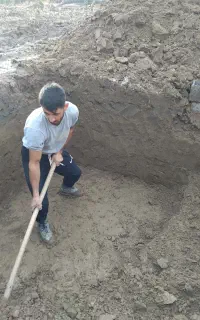 چاه سبتینگ بنایی سیمان کاری تخریب پی کنی حمل مصالح