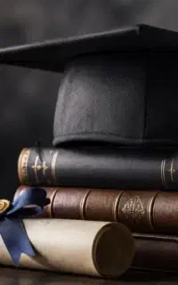 اعطای دیپلم دکتری