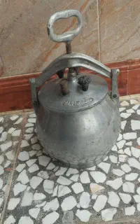 زودپز قدیمی چودنی