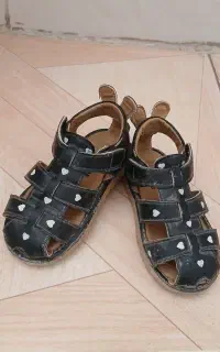 صندل دخترانه سالم