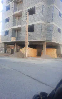 خدمات بنایی، ساختمان