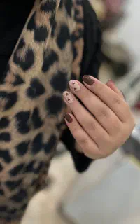 دوره تخصصی کاشت ناخن