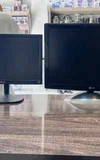 دو عدد مانیتور LG LED