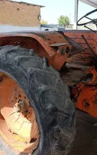 تراکتور رومانی مدل ۶۵ کارت و پلاک و سوخت فعال