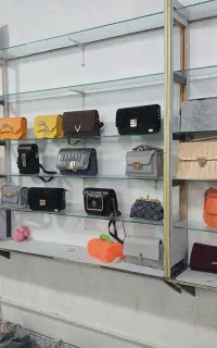 دکور ۶ طبق شیشه ای با ام دی اف