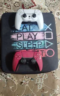 تعدادی لوازم جانبی ps4