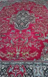 فرش شکاری دست دوم قرمز کاملا سالم