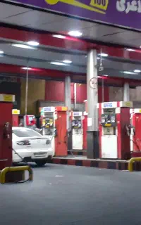 کارکنان پمپ بنزین تهران و اطرافش