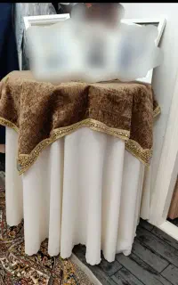 میز گرد سالم