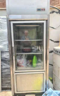 یخچال ویترینی