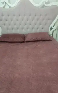 تخت و خواب دو نفره با آینه ونیز و دو عدد کشو