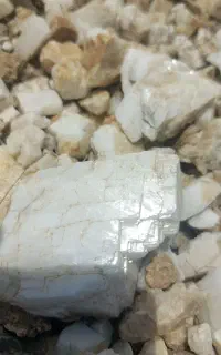 کربنات کلسیم بصورت  کلوخه