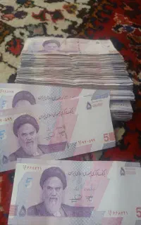 اسکناس ۵ هزار تومانی ۱۶۰ عدد