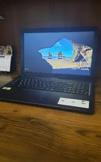 لبتاب ASUS
