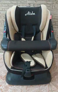 صندلی ماشین کودک