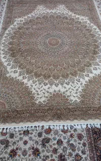 فرش ماشینی جفت ۹متری ۷۰۰شانه نو