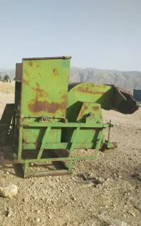 فروش کمباین  مخصوص کوبیدن گندم وجو بشرط سالم بودن