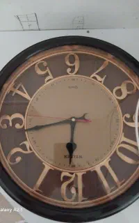 ساعت دیواری