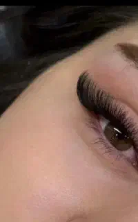 کاشت مژه فقط200( فقط فردا)