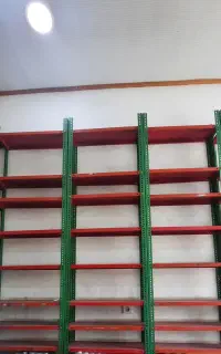 قفسه فروشگاهی