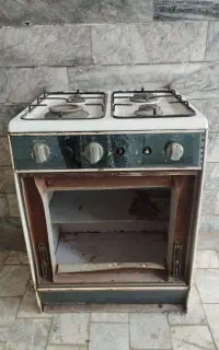 گاز ۴ شعله سالم