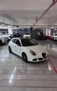 آلفارومئو جولیتا مدل ۲۰۱۵