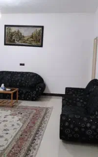 خانوم برای نظافت اتاق