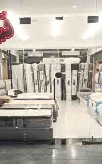 تشک رویال و لاریسا