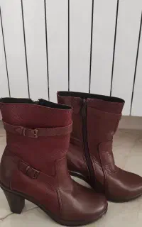 نیم بوت چرم مصنوعی