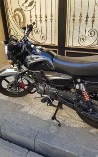 kld200مدل۱۴۰۳ کم کار تمیز بی خط وخش