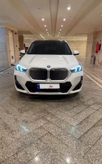 ب ام و bmw ix1 مدل 2025 کیتM