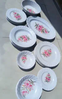 بشقاب دیس قاشق چنگال