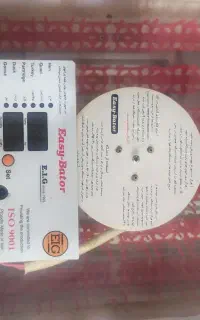 دست گاه جوجه کشی ایزی باتور