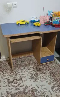 میز کامپیوتر و صندلی
