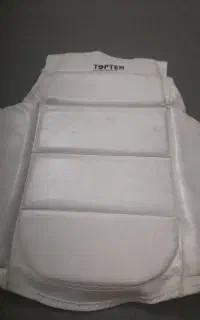 ضربه گیر (هوگو)