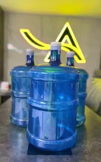 مخزن آبسردکن *بیش از یکسال نباید استفاده شود*