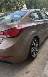 هیوندای النترا 2015