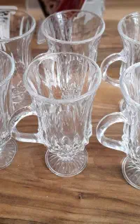 دست ۶ عددی لیوان پایه‌دار دسته‌دار شیشه‌ای