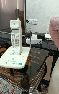 فروش دو عدد تلفن آلمانی و بلژیک اروپا سالم