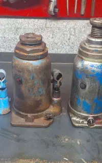 جک سوسماری روغنی بالون جرثقیل