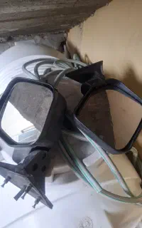 ایینه بقل نیسان